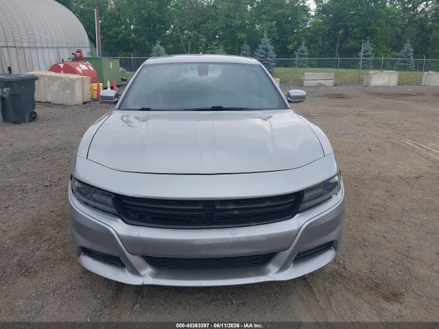 Dodge Charger Sxt