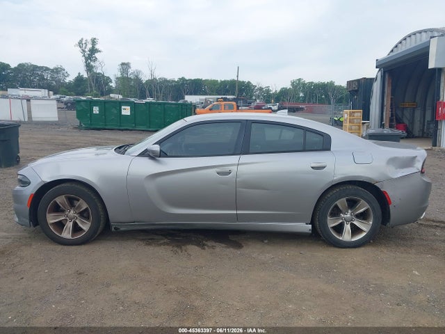 Dodge Charger Sxt