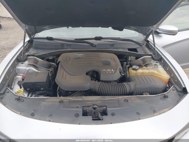 Dodge Charger Sxt