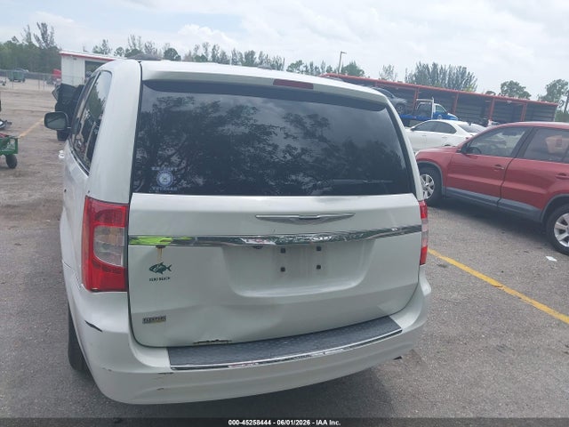 Chrysler Town & Country Touring