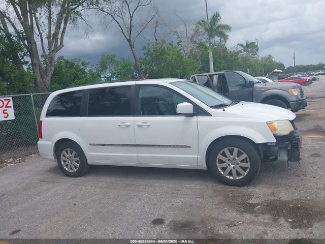 Chrysler Town & Country Touring