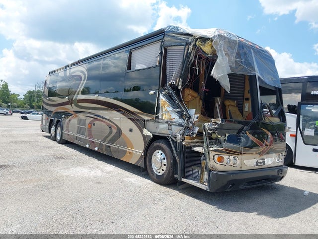 Salvage Prevost Bus Image