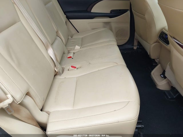 Toyota Highlander Xle V6