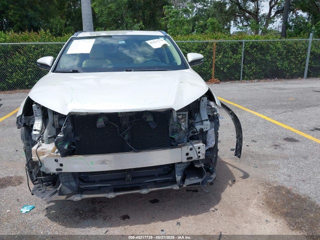 Toyota Highlander Xle V6