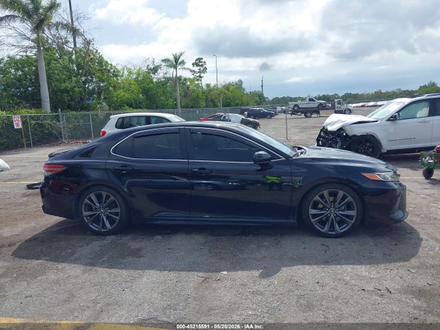 Toyota Camry Se