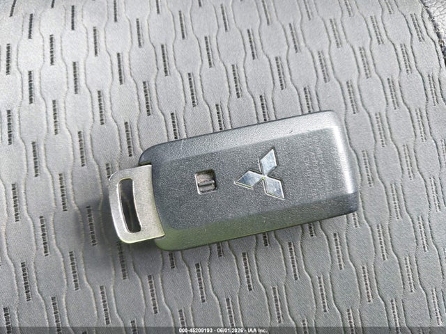 Mitsubishi Outlander Se