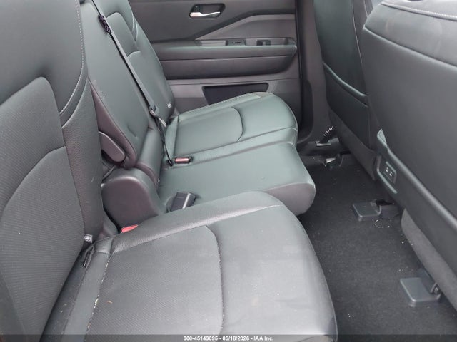 Nissan Pathfinder Sl
