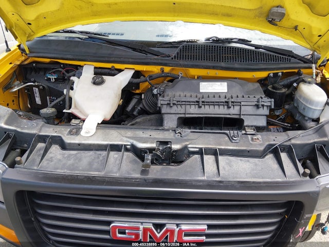 General Motors Savana Cutaway Work Van