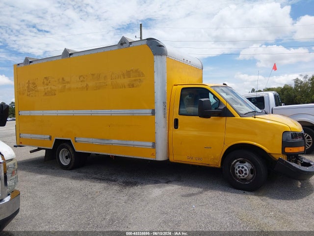 General Motors Savana Cutaway Work Van