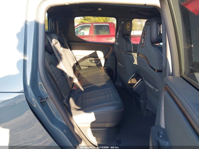 Rivian R1T