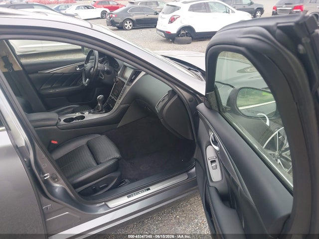 INFINITI Q50