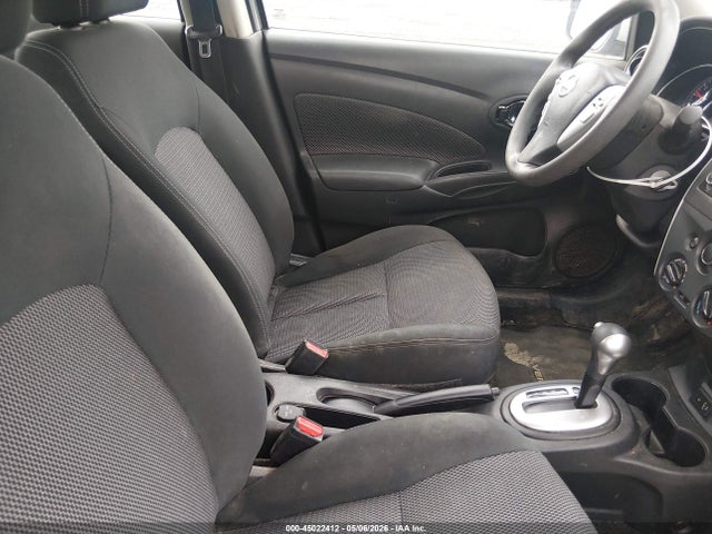 Nissan Versa 1.6 Sv