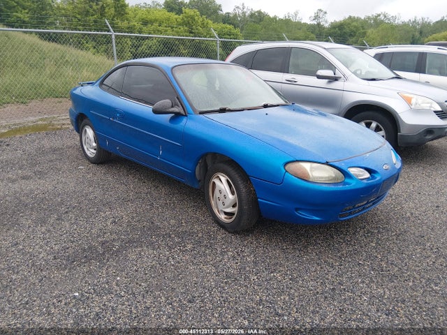 Salvage Ford Escort Image