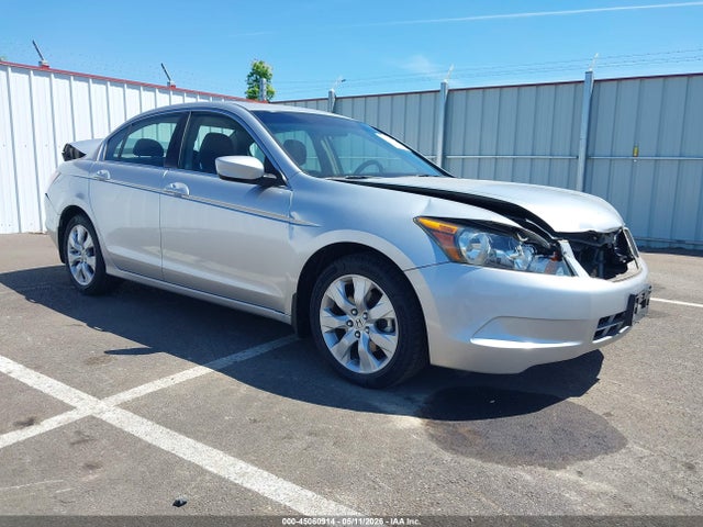 Salvage Honda Accord Image