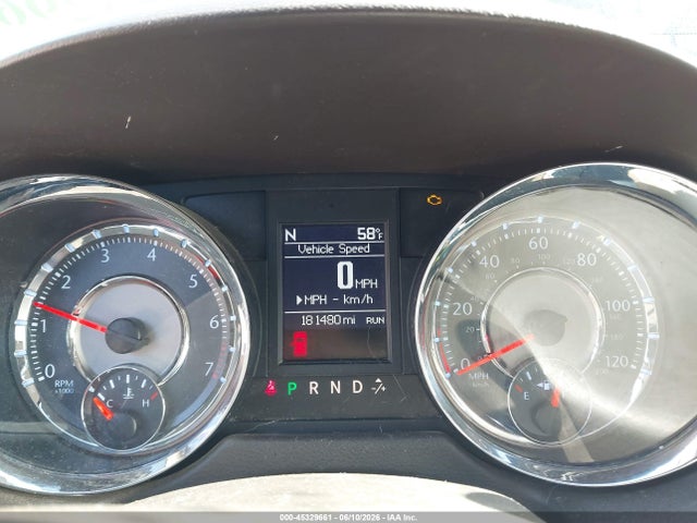 Chrysler Town & Country Touring