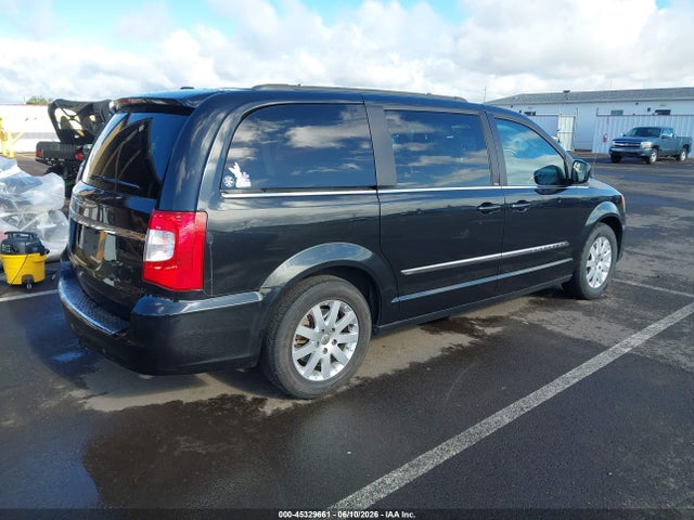 Chrysler Town & Country Touring