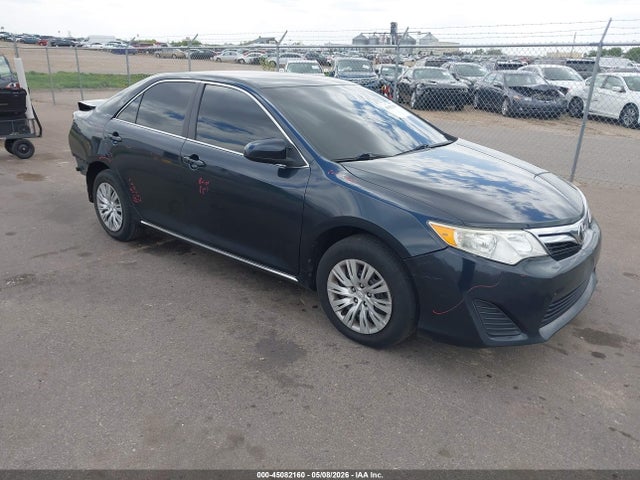 Salvage Toyota Camry Image