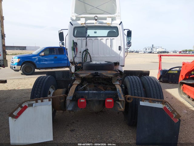 Freightliner M2 106