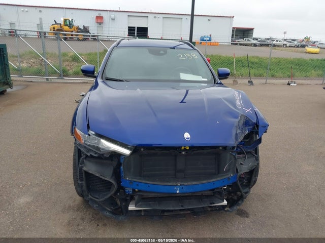 Maserati Levante S Gransport