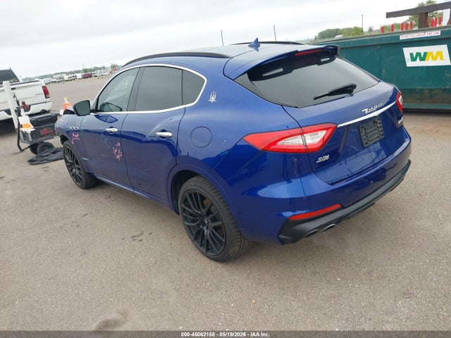 Maserati Levante S Gransport