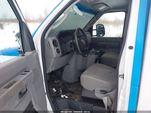 Ford E-350