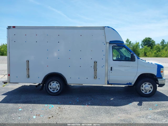 Ford E-350