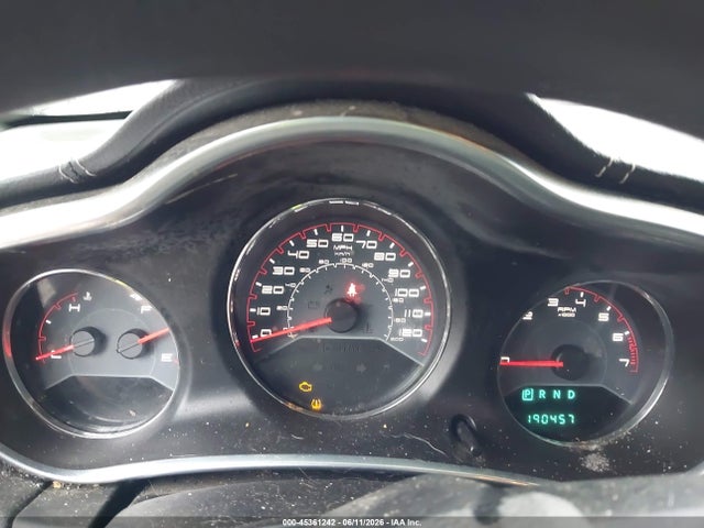 Dodge Avenger Se