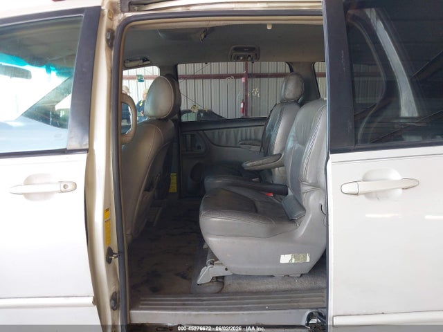 Toyota Sienna Xle