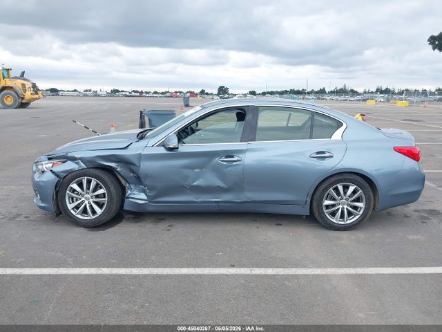 INFINITI Q50 2.0t Premium