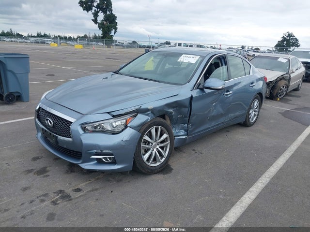 INFINITI Q50 2.0t Premium