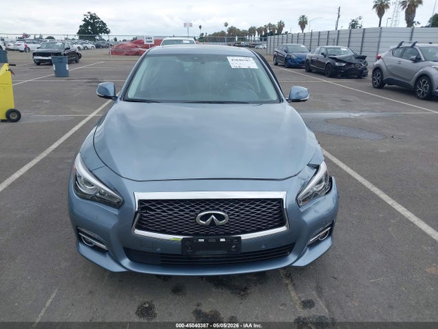 INFINITI Q50 2.0t Premium