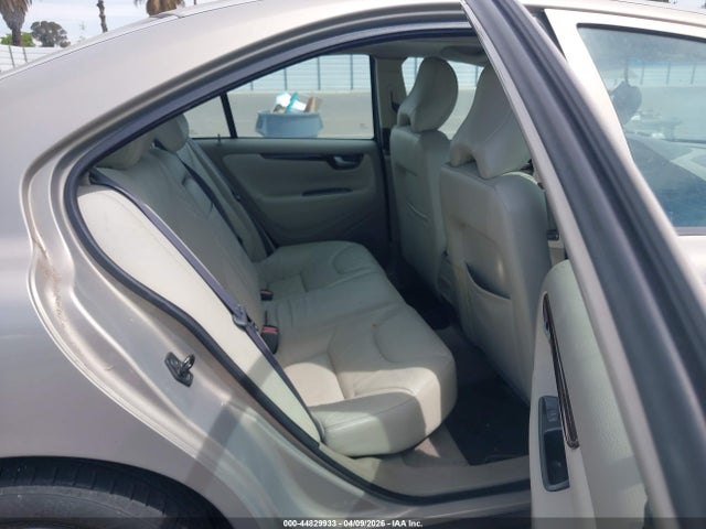 Volvo S60 2.4t