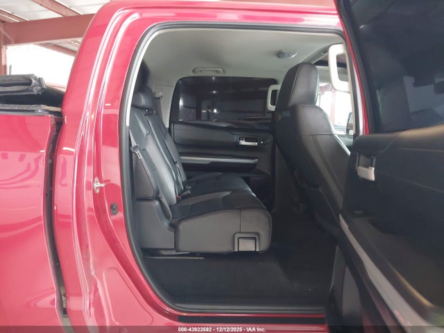 Toyota Tundra Limited 5.7l V8