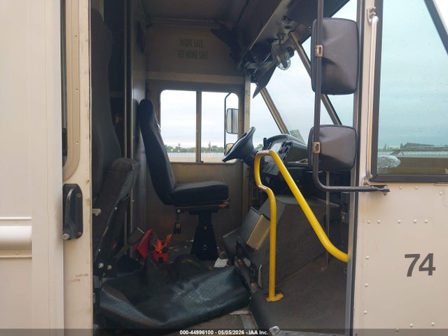 Ford E-450