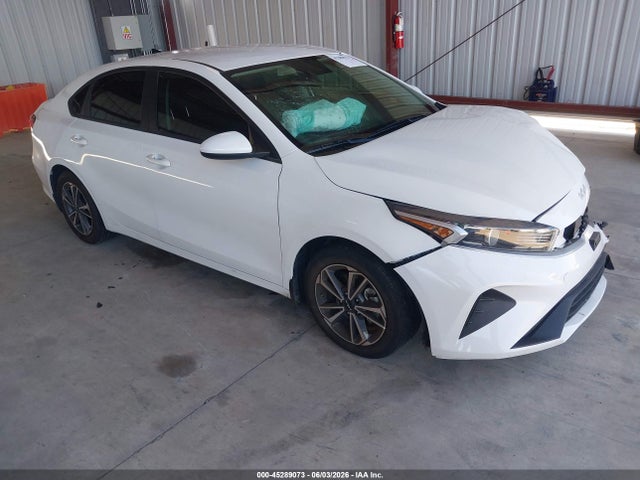 Salvage Kia Forte Image