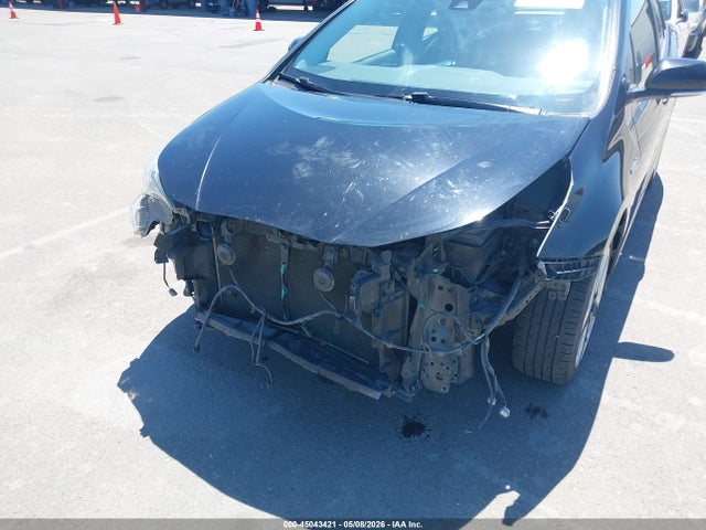 Toyota Prius Three Touring