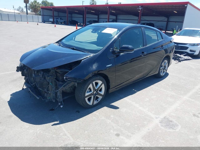 Toyota Prius Three Touring