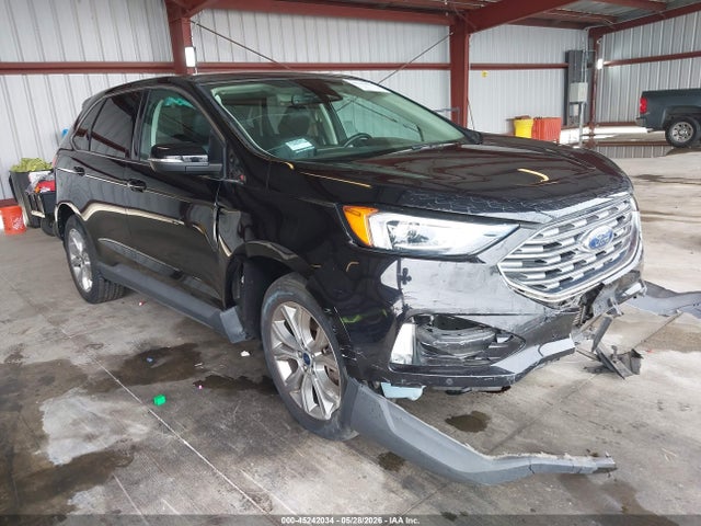 Salvage Ford Edge Image