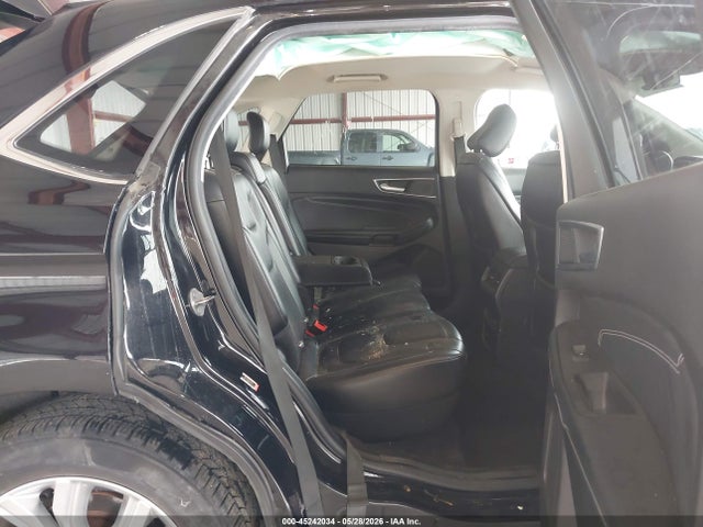 Ford Edge Titanium