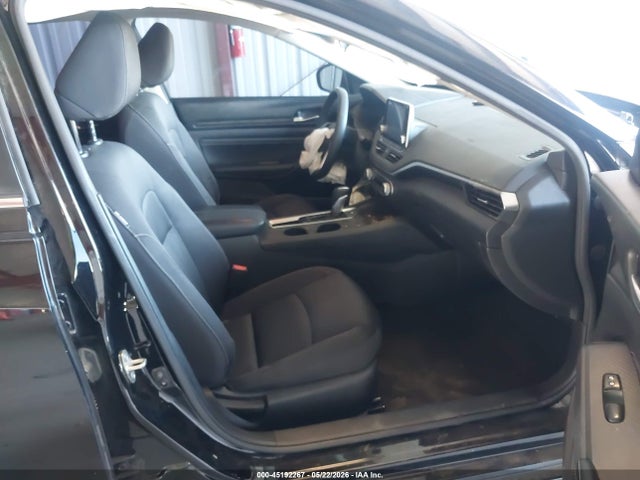 Nissan Altima S Fwd