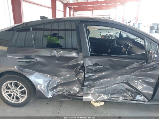 Toyota Prius Three