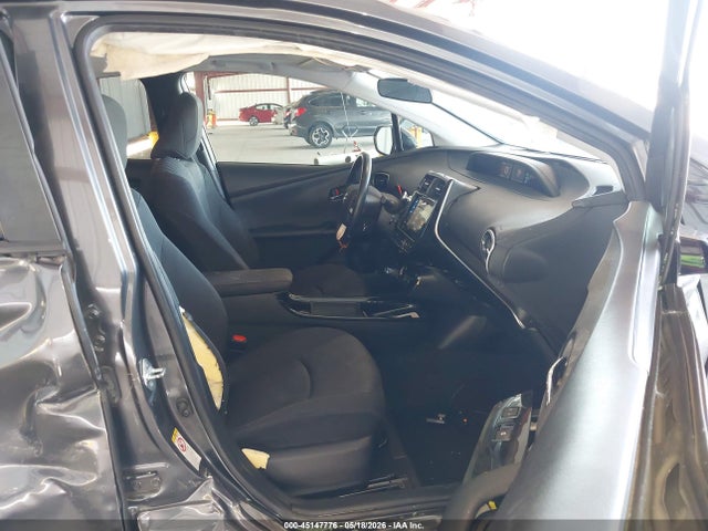Toyota Prius Three