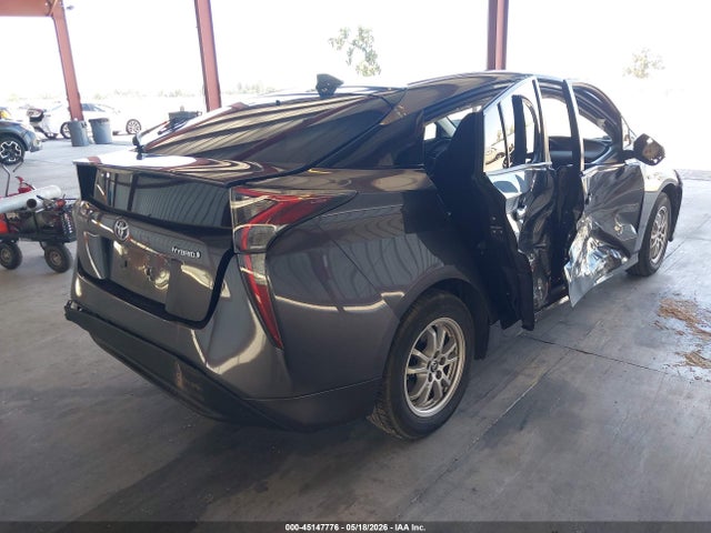Toyota Prius Three