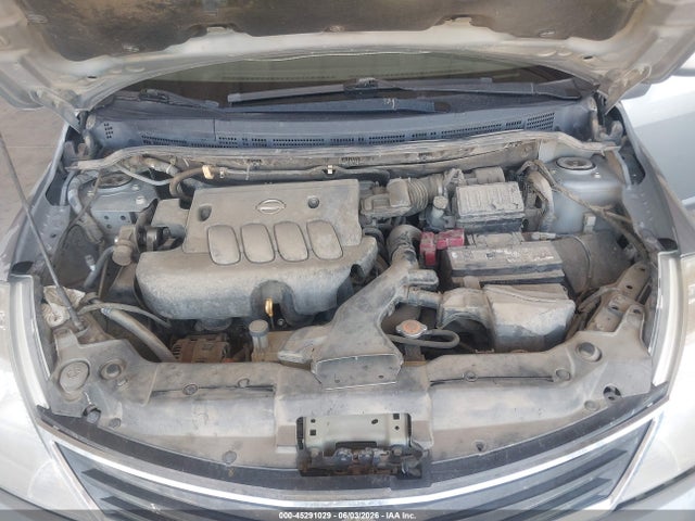 Nissan Versa 1.8s