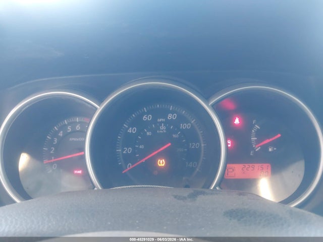 Nissan Versa 1.8s