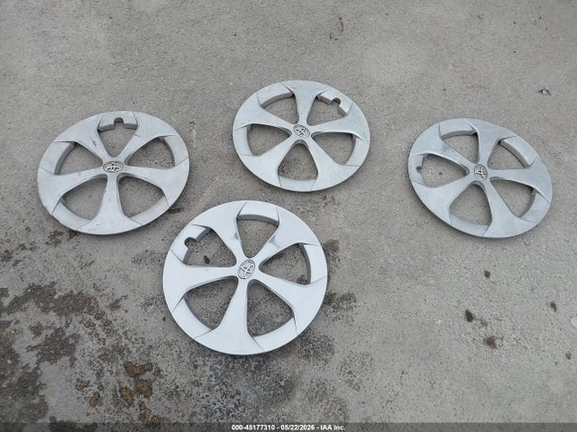 Toyota Prius Three