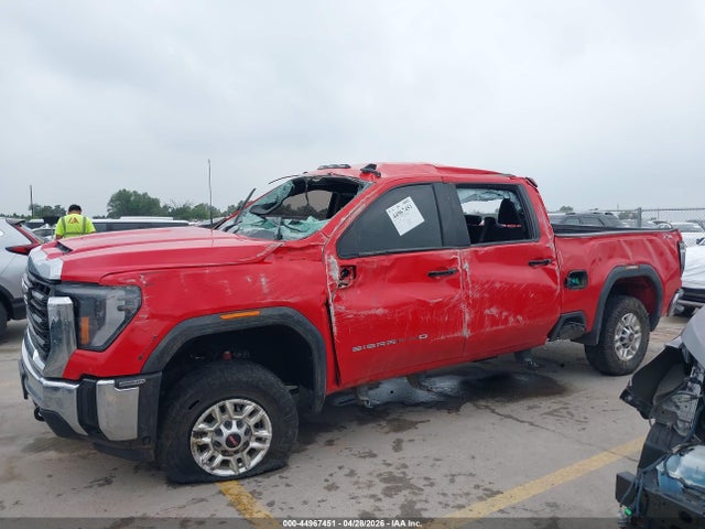 General Motors Sierra 2500HD 4wd  Standard Bed Pro