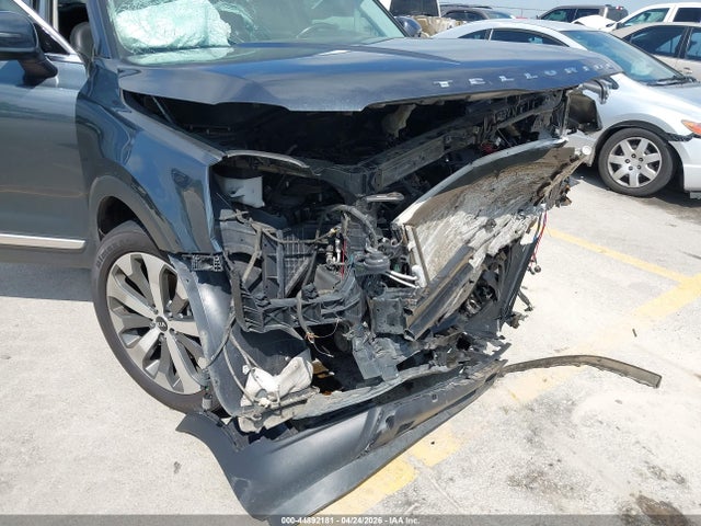 Kia Telluride S