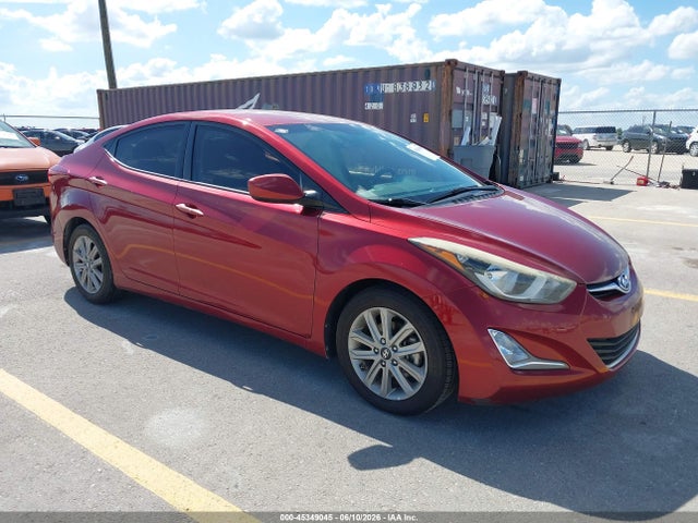 Salvage Hyundai ELANTRA Image