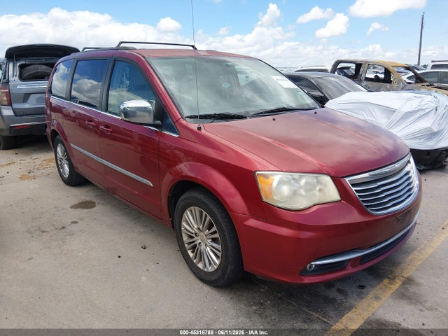 Salvage Chrysler Town & Country Image